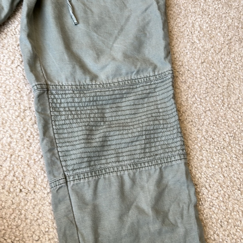 Abercrombie & Fitch Women's Moto Green Cotton Blend Utility Joggers, Size XS - Picture 8 of 15